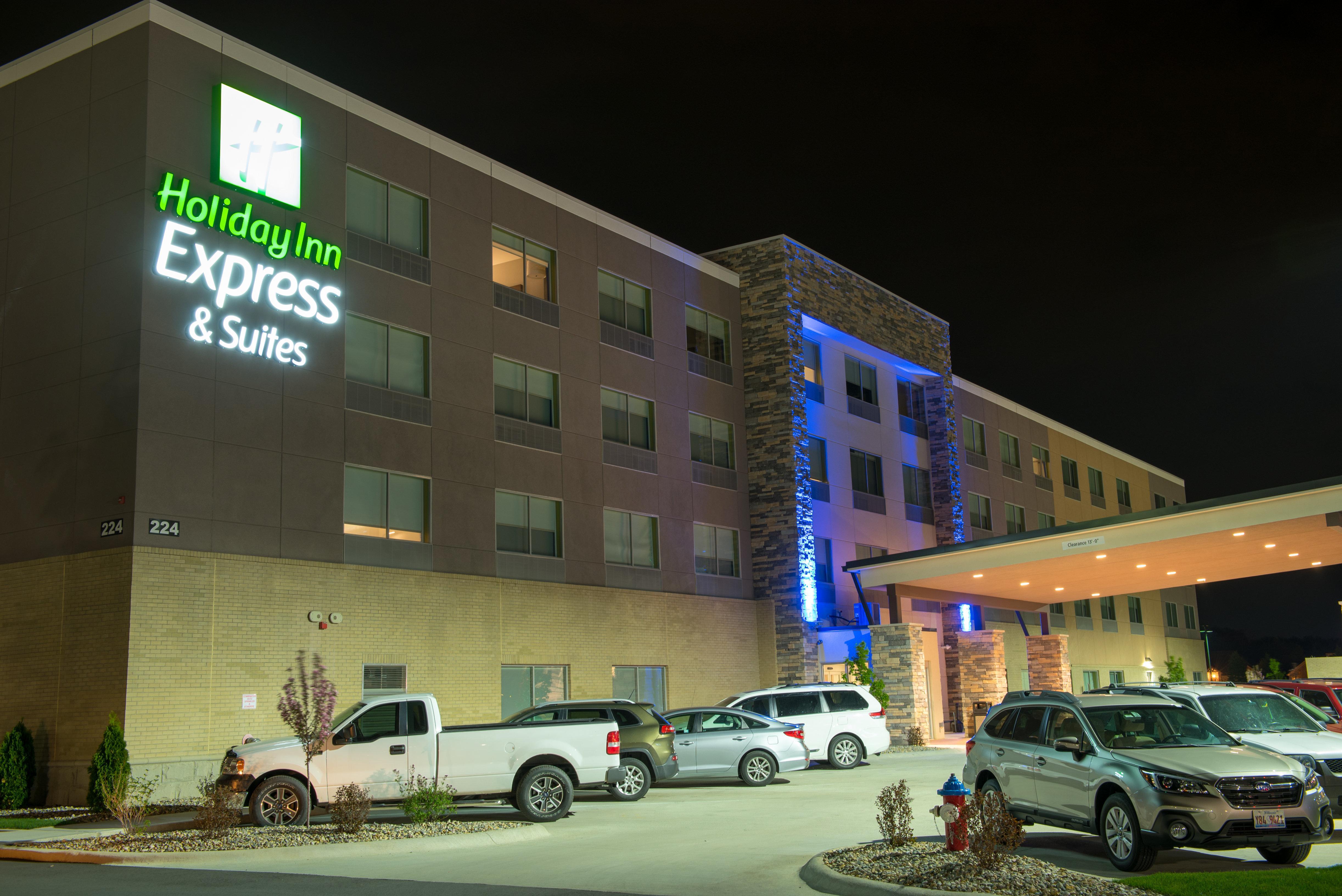 Holiday Inn Express & Suites - Orland Park Mokena, An Ihg Hotel מראה חיצוני תמונה