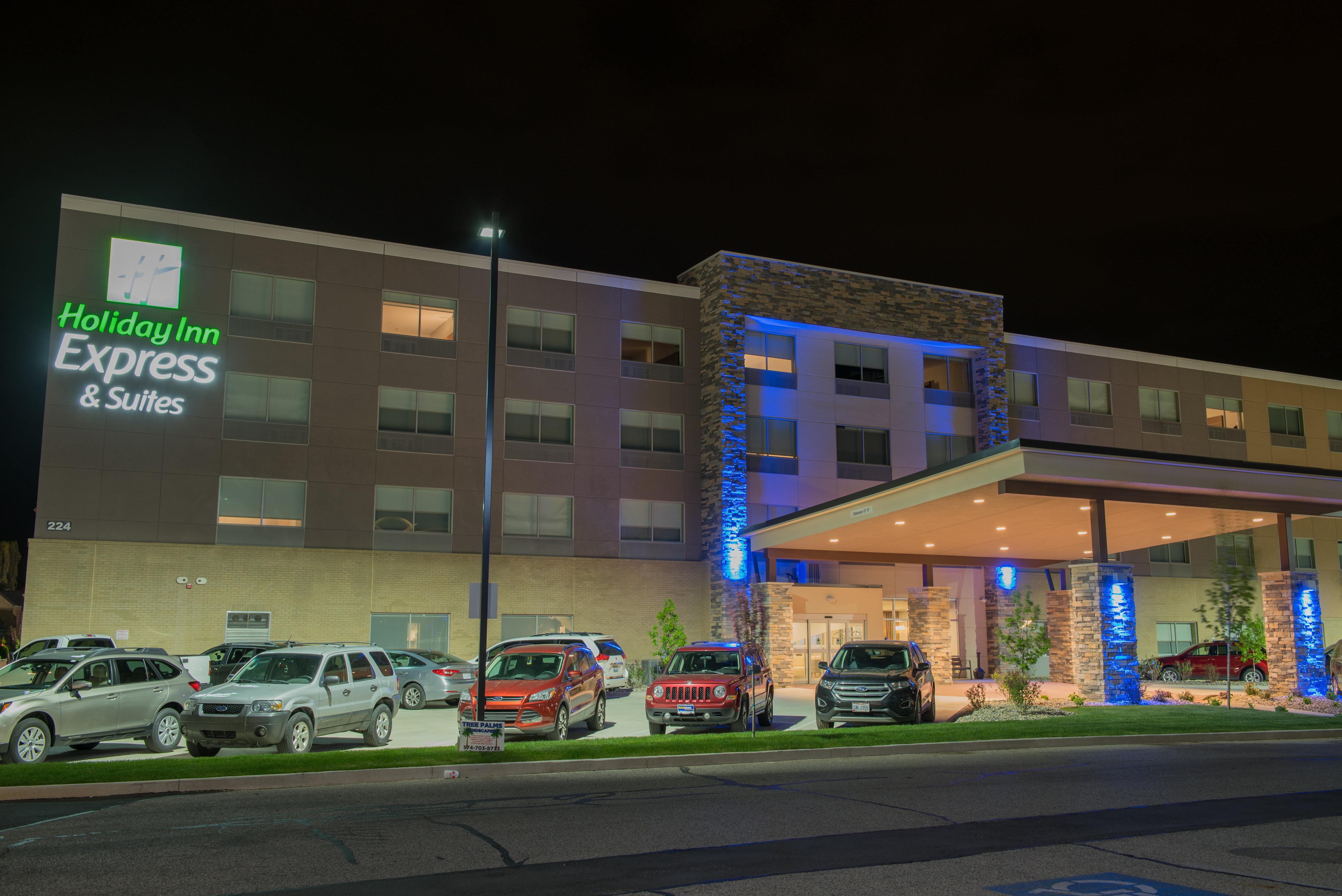 Holiday Inn Express & Suites - Orland Park Mokena By Ihg מראה חיצוני תמונה